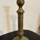 Paire de bougeoirs en bronze