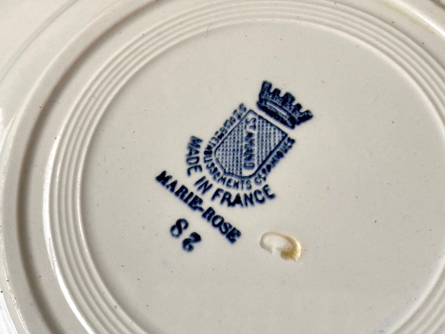 Service of 10 flat ceramic plates St Amand Marie-Rose vintage 20s/30s