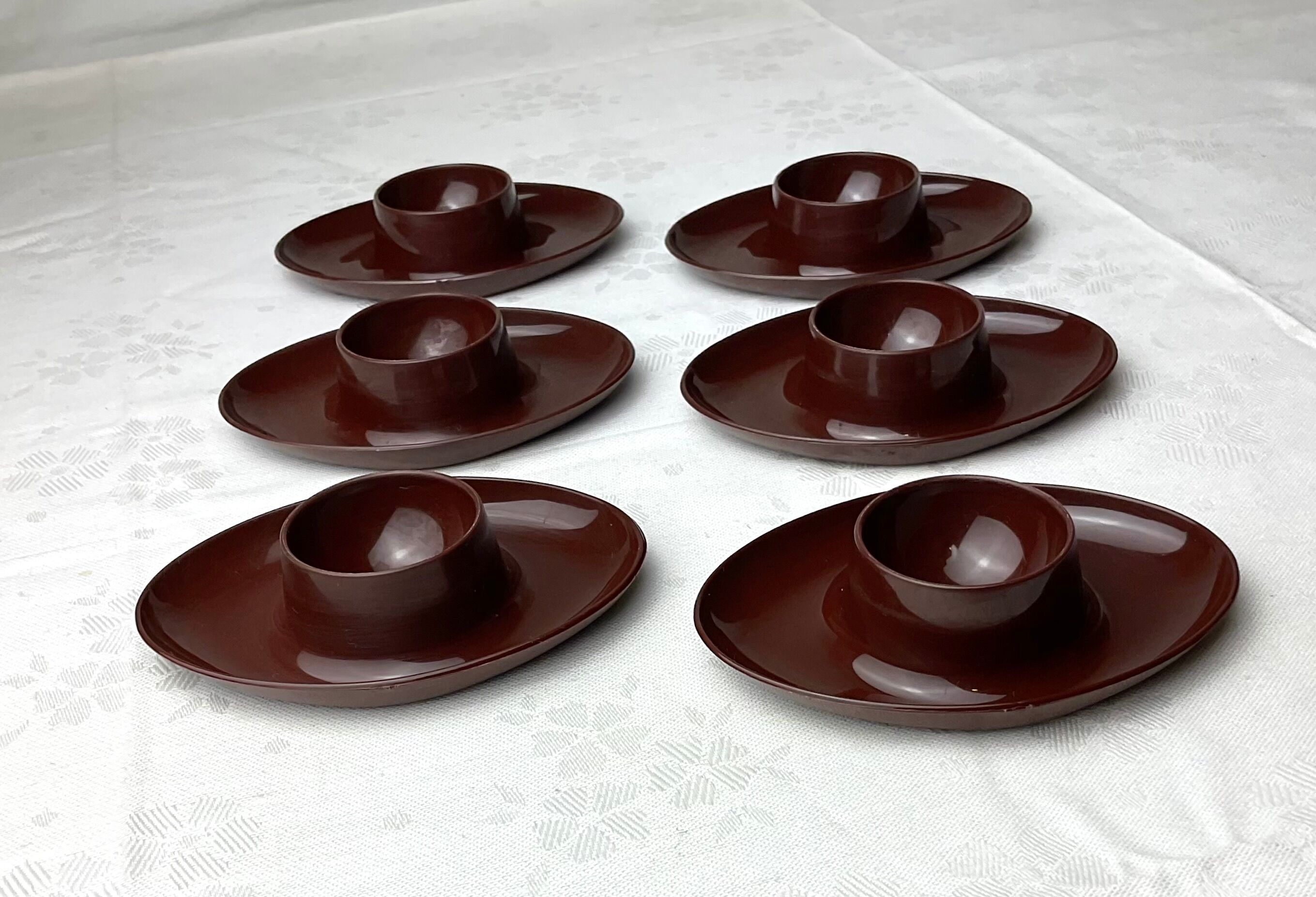 Vintage brown plastic shells 6 pieces