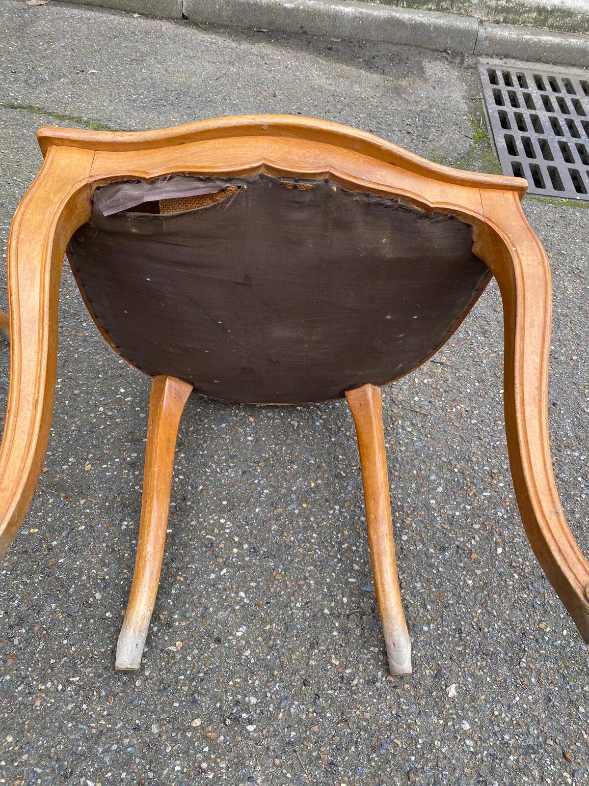 6 solid wood and leather chairs in Louis XV style