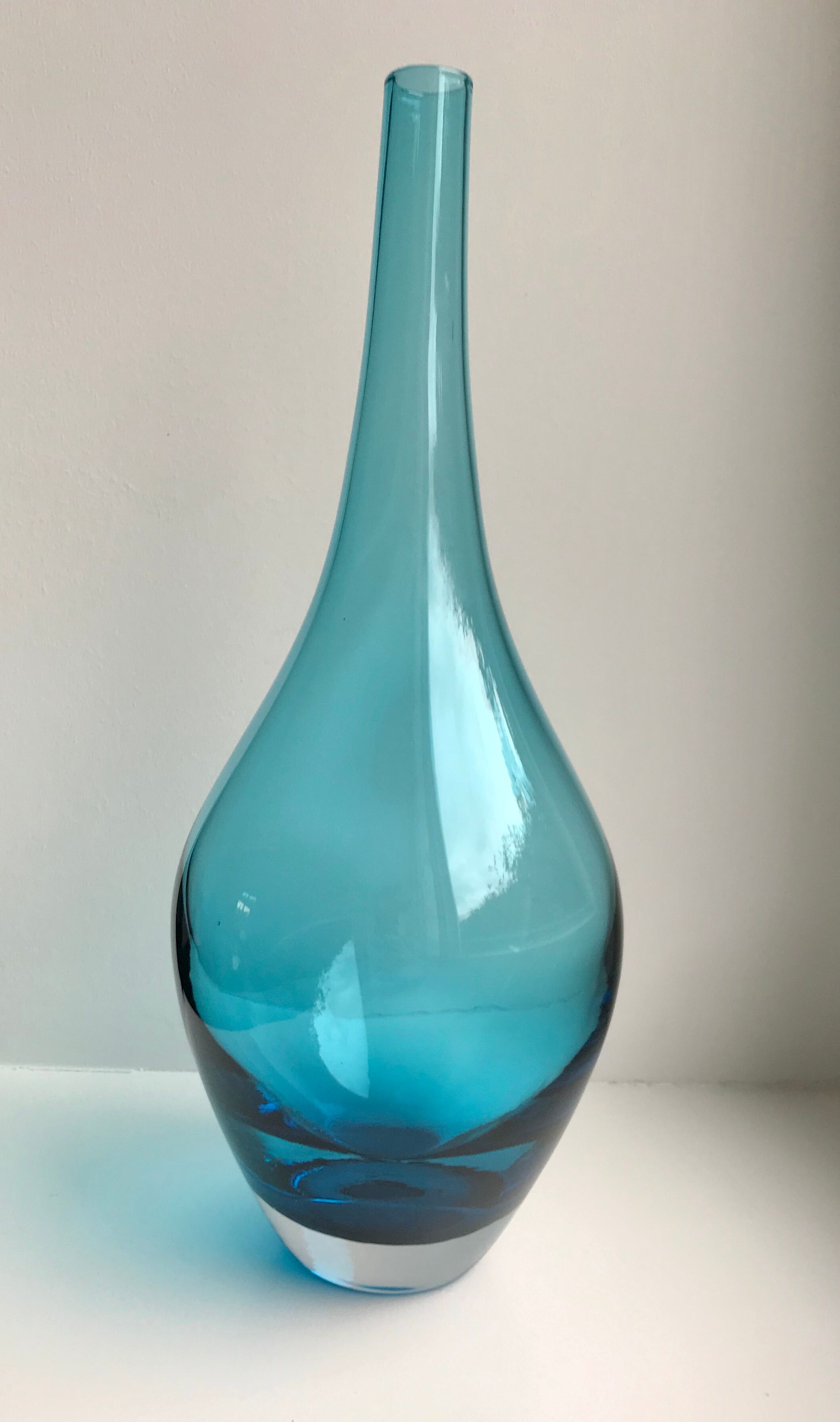 Soliflore / Italian decanter turquoise blue 70s