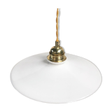 White opaline suspension