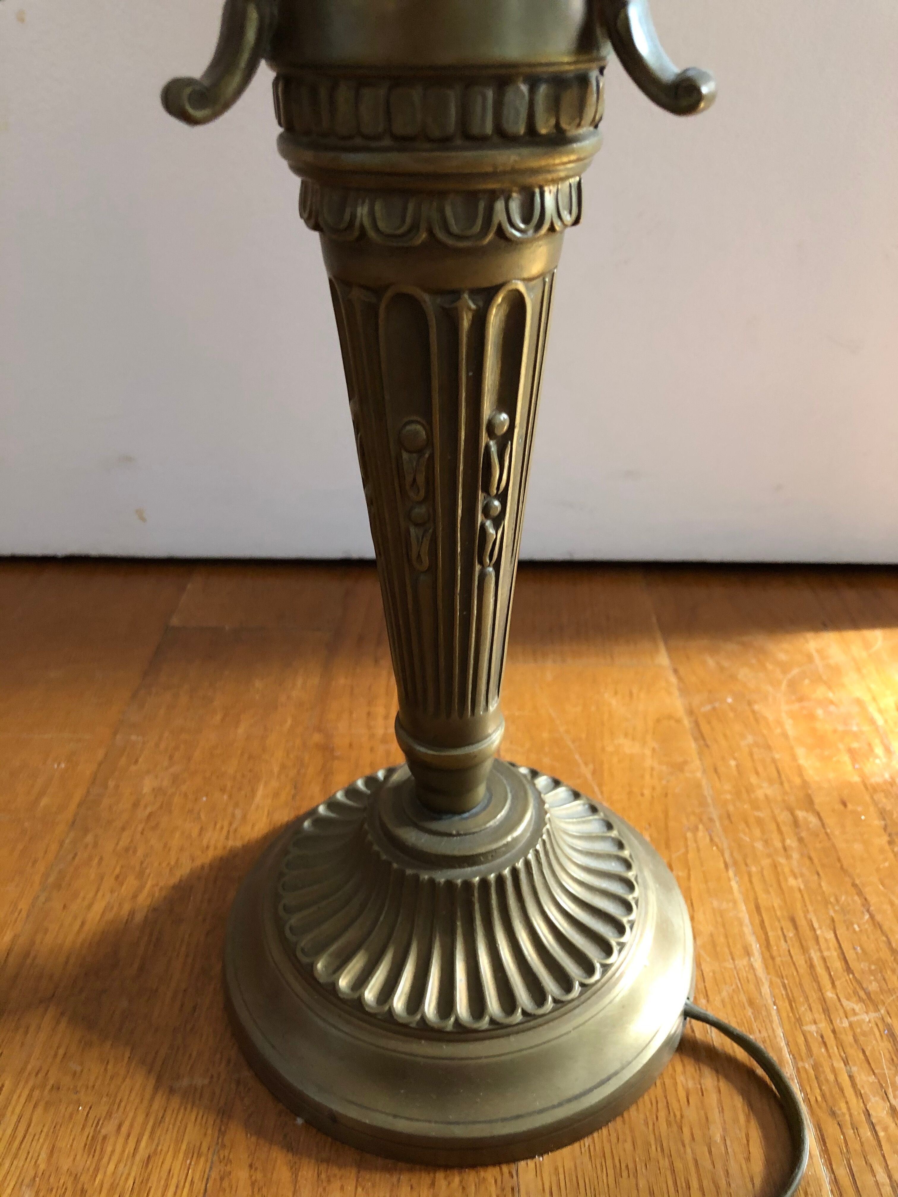 Pair of girandoles with 3 arms of light