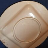 Saint Clément vintage dinner and soup plates