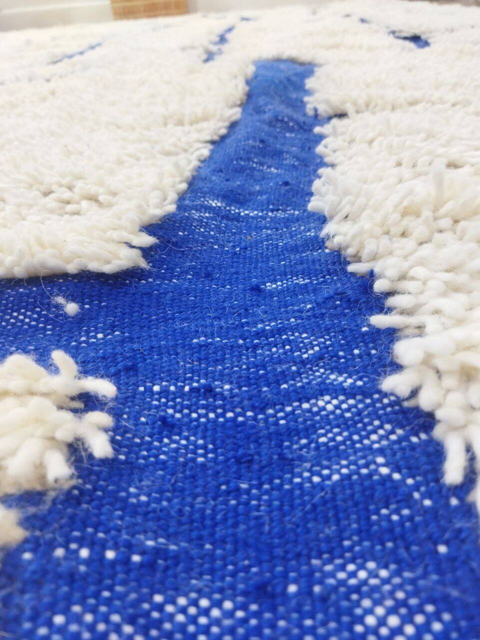 Azilal vintage rug 310x200 cm - Blue geometric patterns