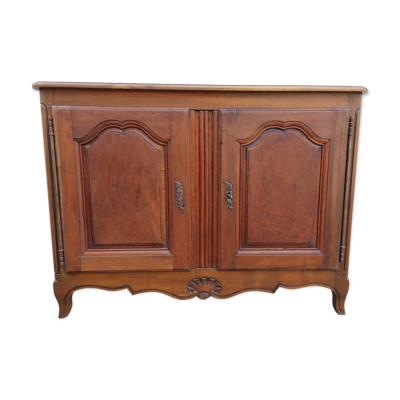 Buffet rustique style louis XV en noyer massif