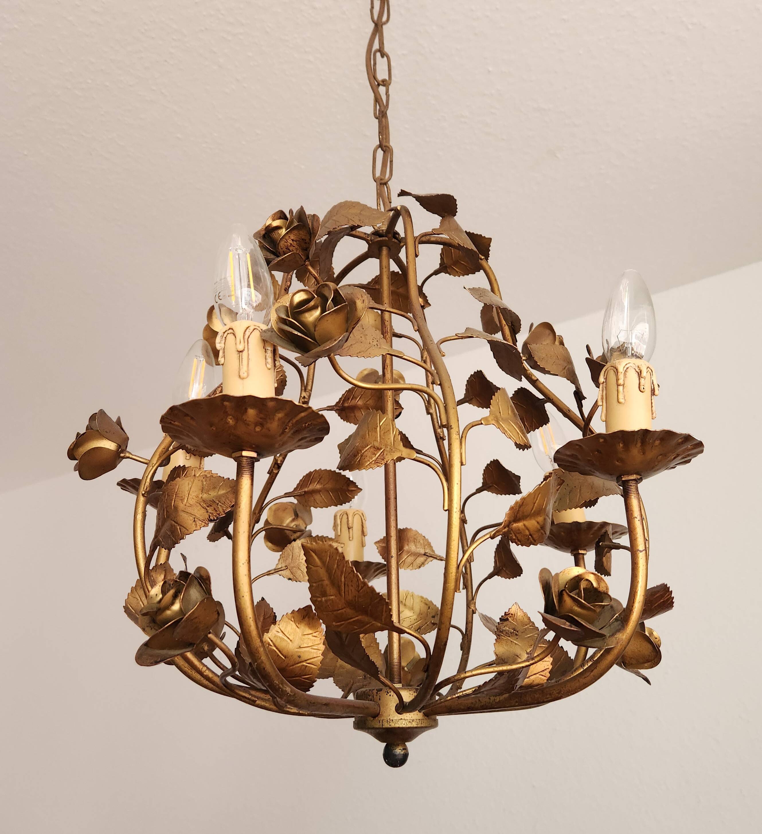 Chandelier hand-forged Hollywood Regency rose leaf decorations