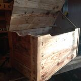 Bar chest