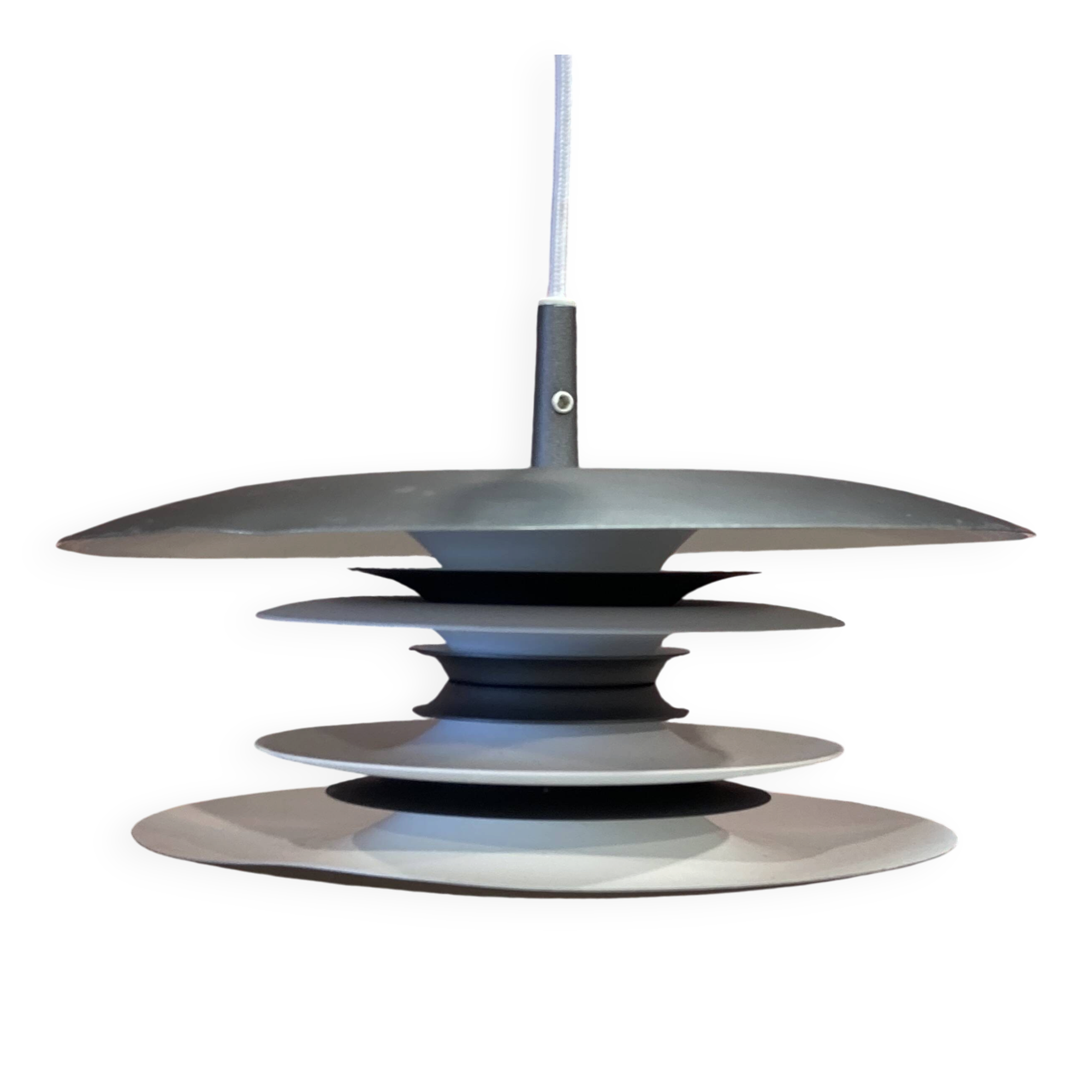 Suspension scandinave grise Joakim Fihn