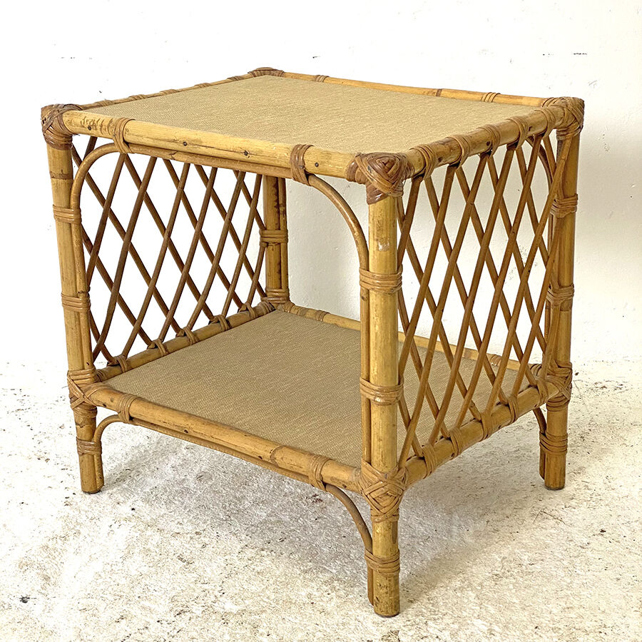 Side table in vintage rattan 70's
