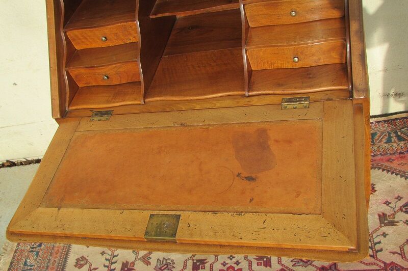 Large desk donkey back in cherry tree