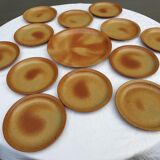 Set 12 plates and 1 dish sandstone of Burgundy Sarreguemines