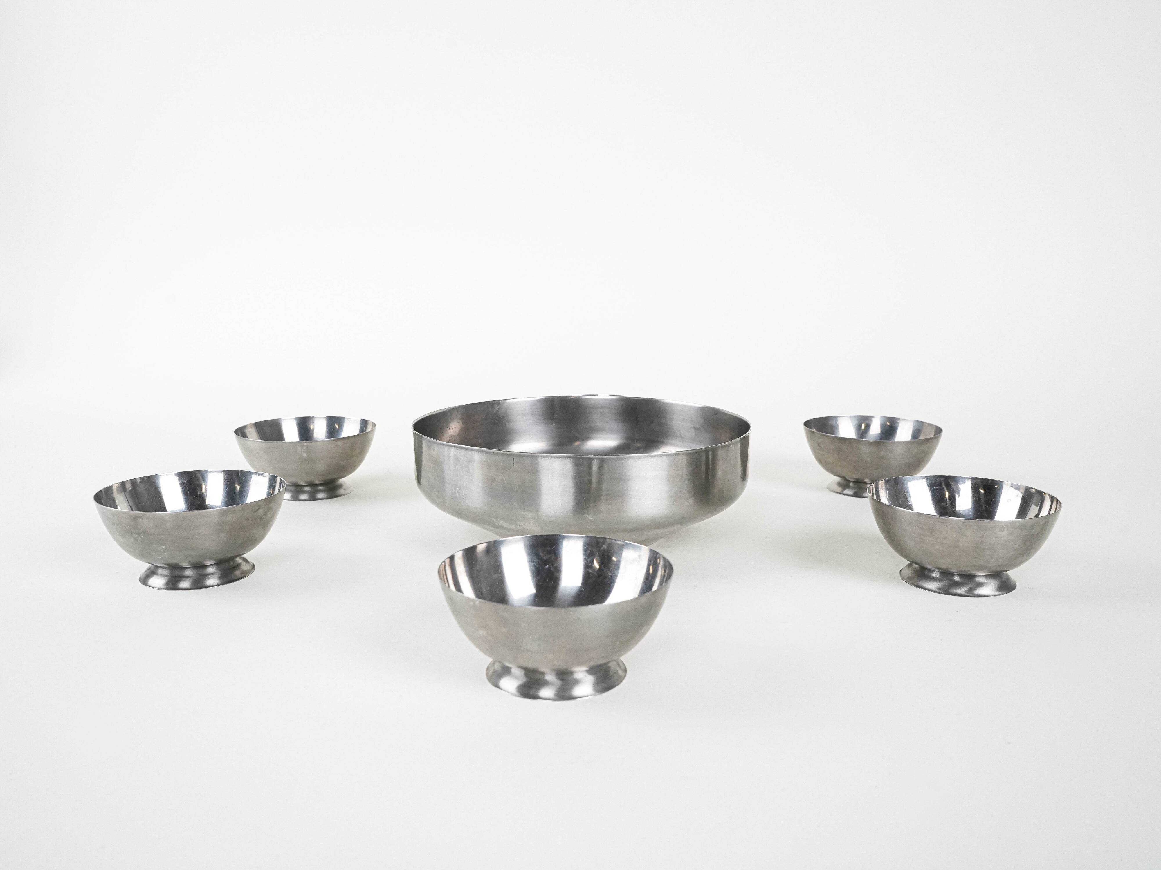 Set of stainless steel bowls, Italian design, 1980s, made in Italy
