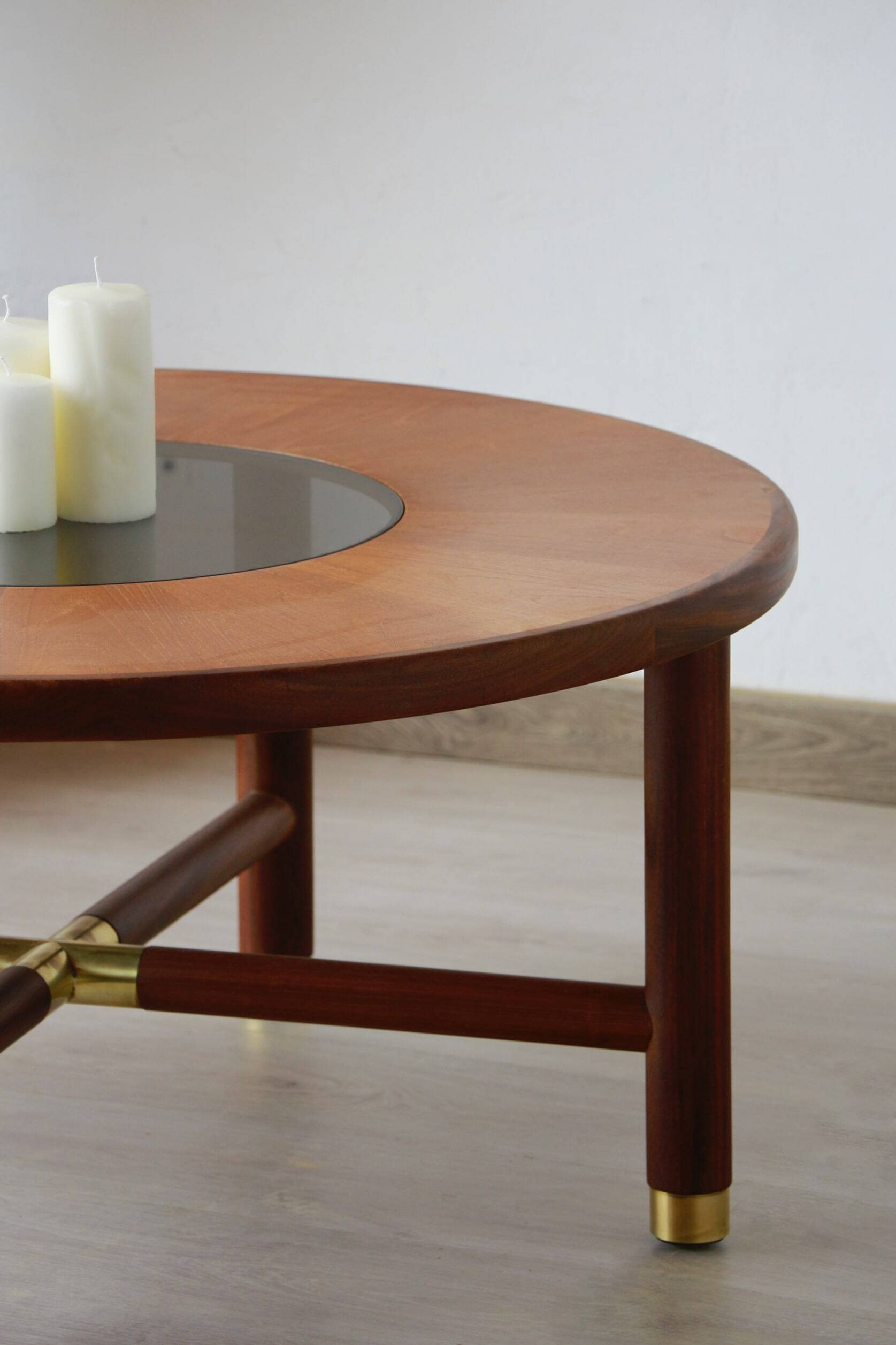 Round coffee table - Model 8058 - G Plan