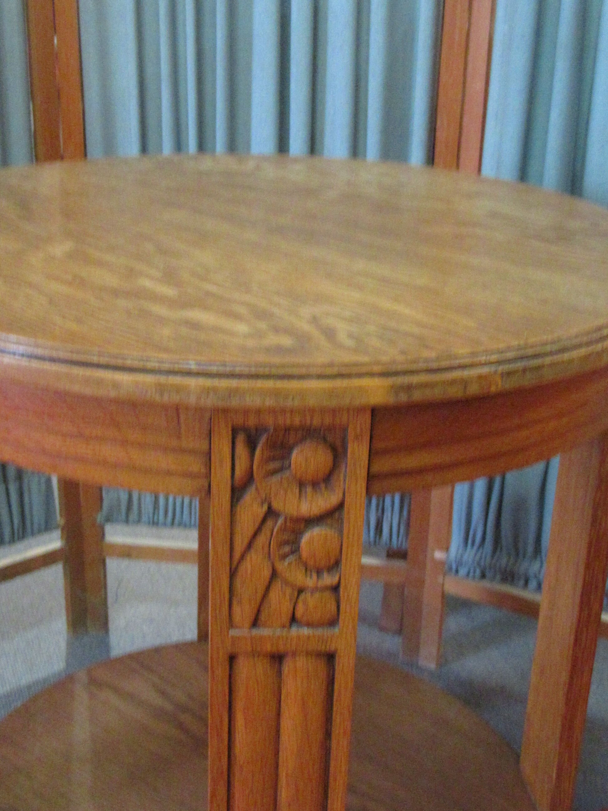 Oak art deco pedestal table