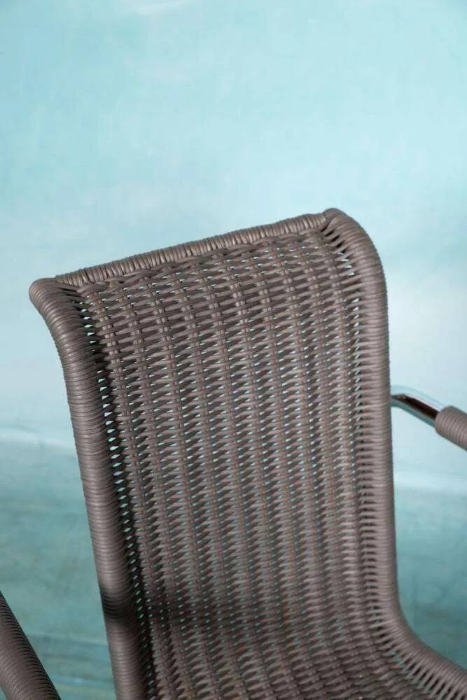 Vintage Tecta B20 armchair, minimalist tubular chair.