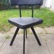 Chaise en skai