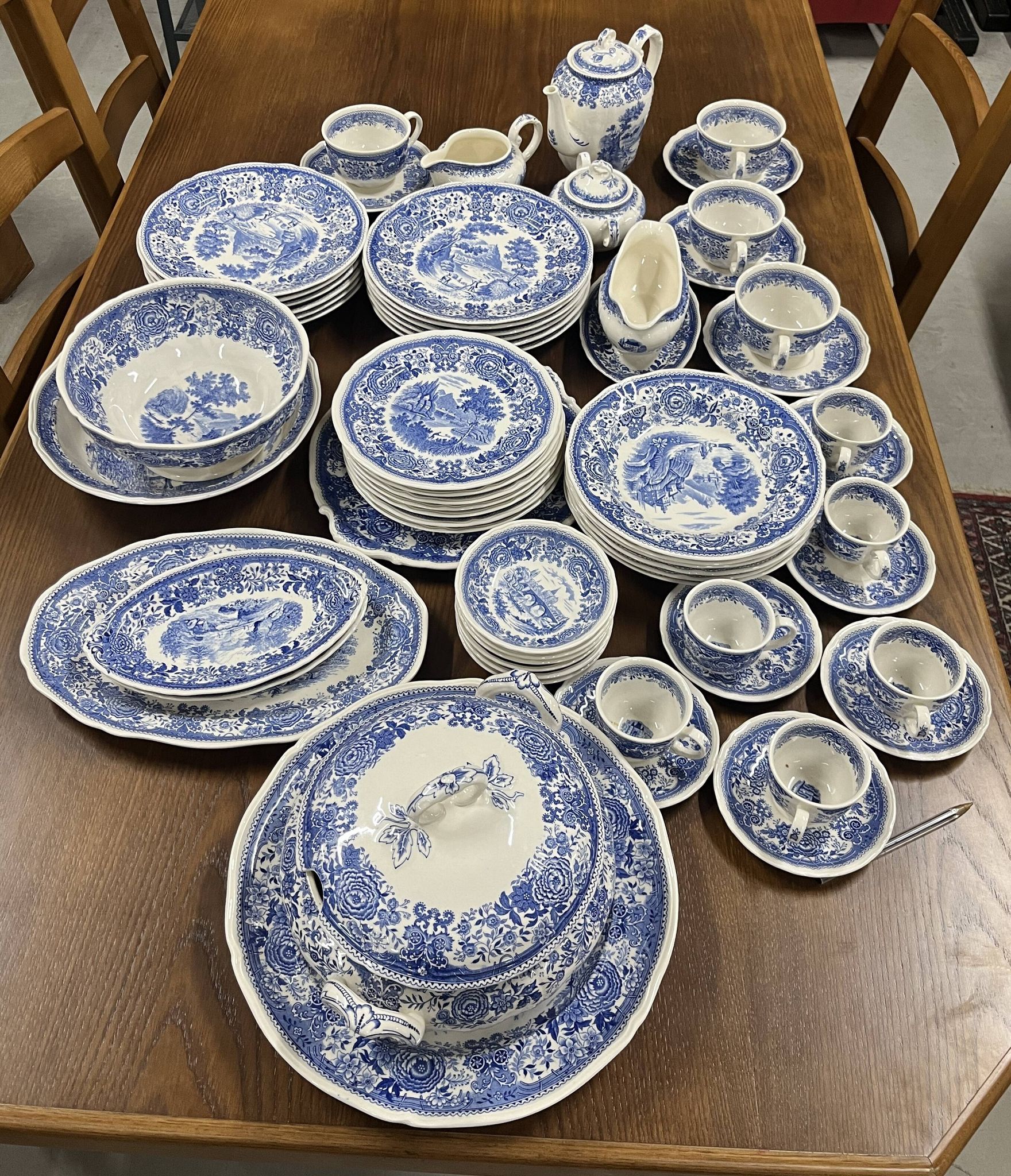 Burgenland 53-piece service from the villeroy & boch manufacture