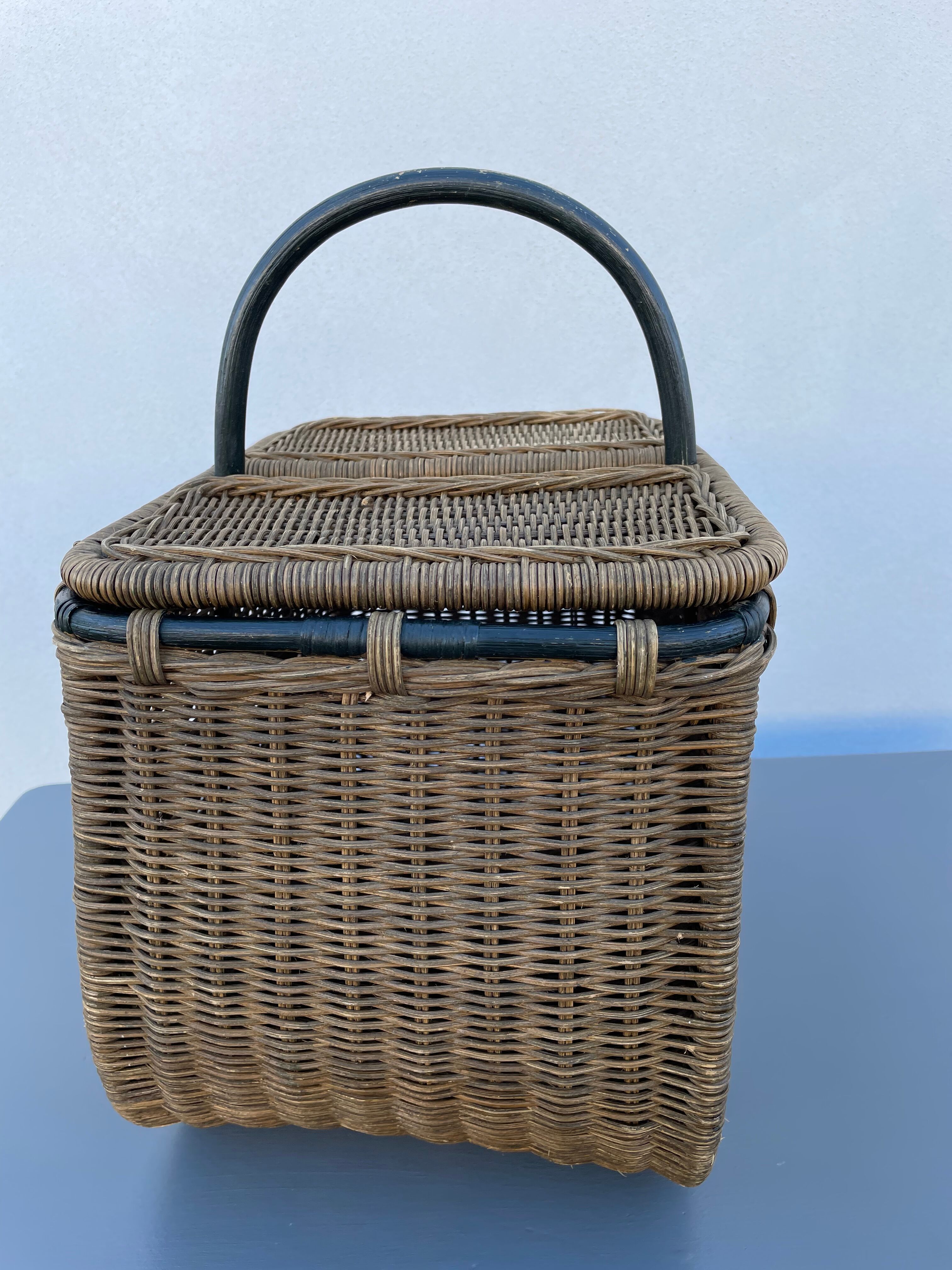 Rattan marrow basket