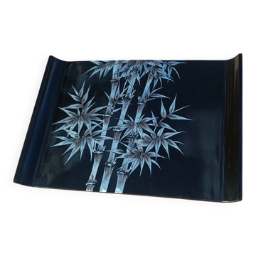 Black lacquered tray with bamboo decoration