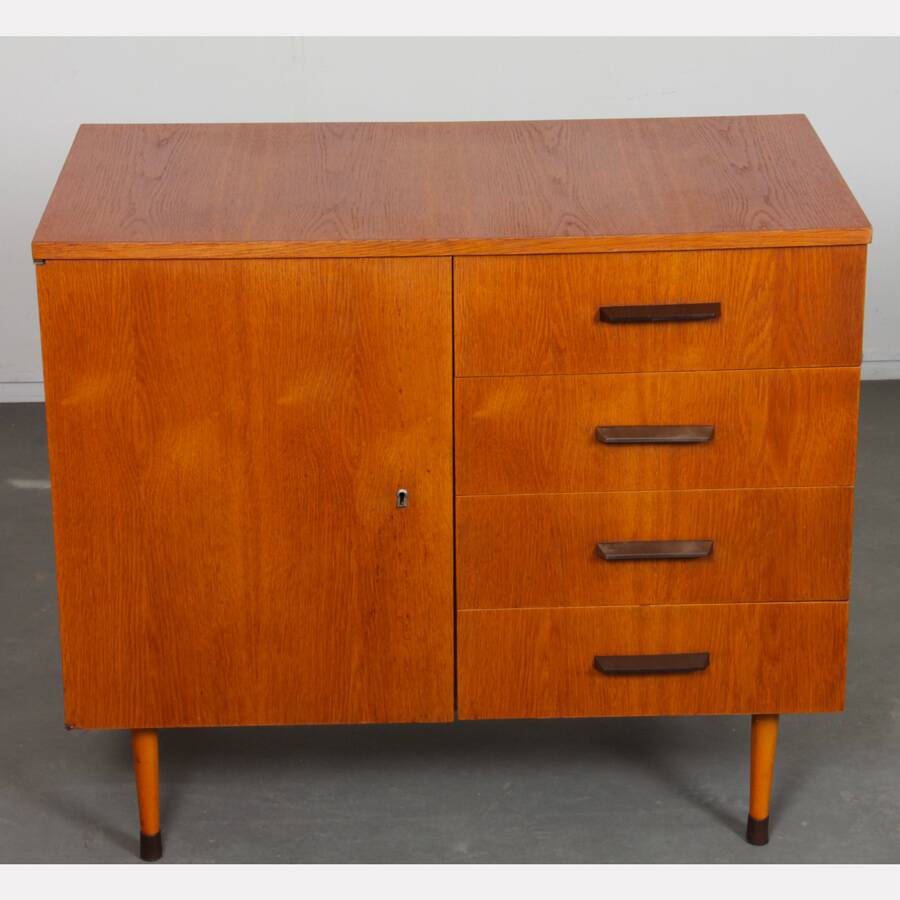 Commode vintage en bois éditée par UP Zavody, 1960