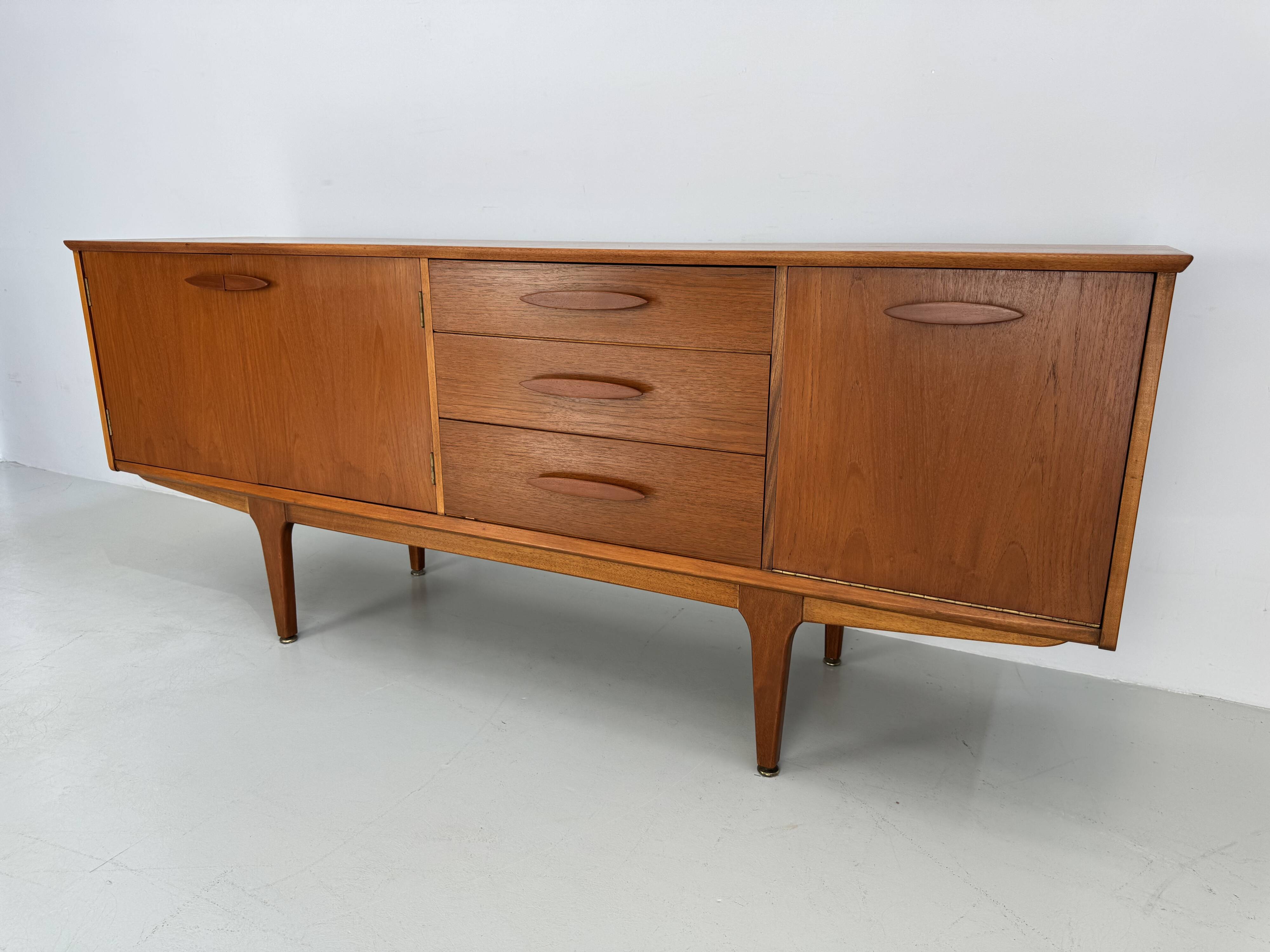 Vintage sideboard by Jentique from the 1960s.