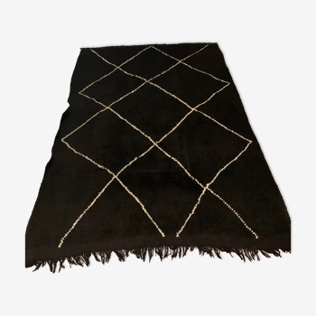 Large-format Black Berber carpet 240x160cm