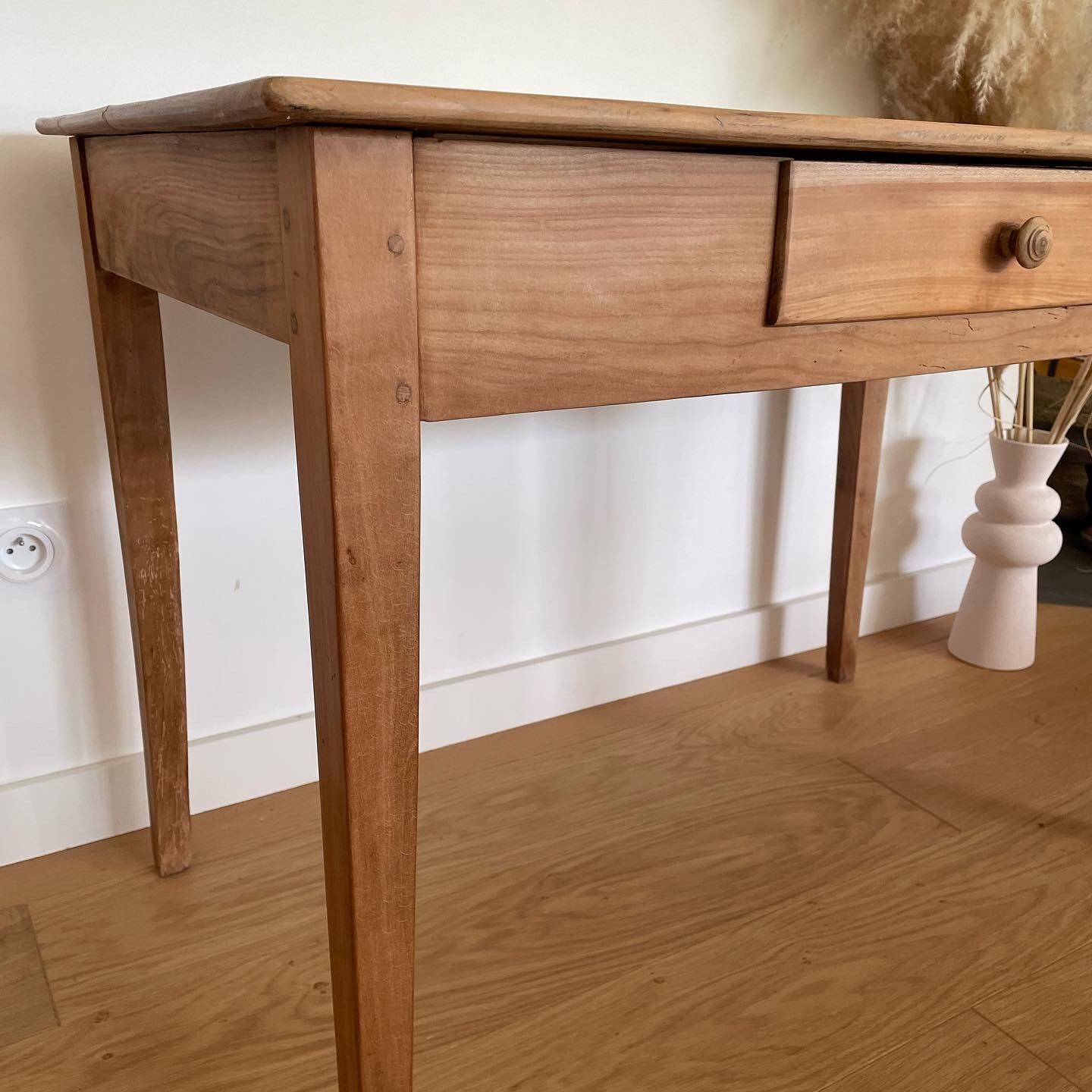 Farm table type desk