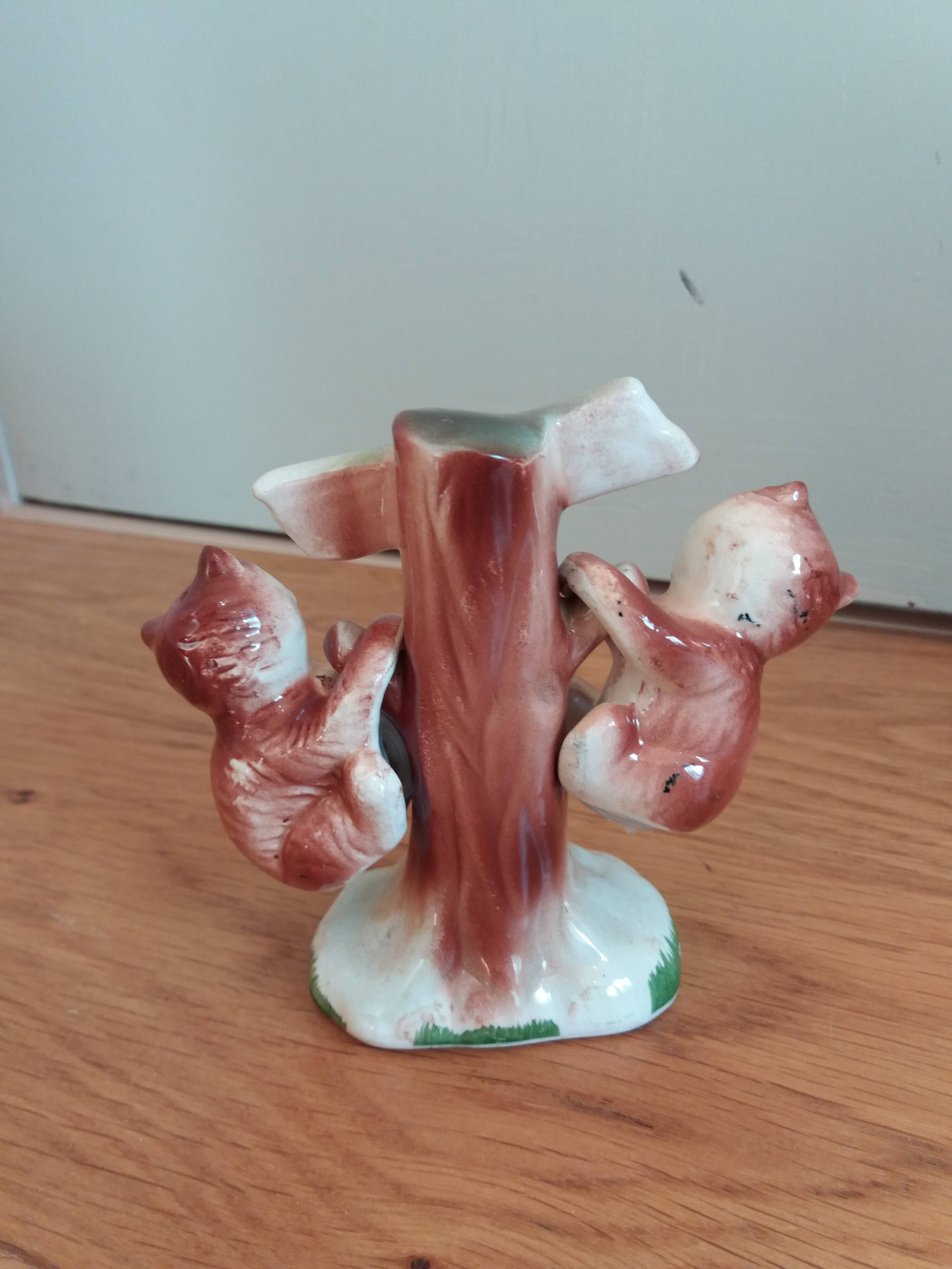 Zoomorphic salt and pepper shaker bears in slip