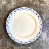 Plat rond Hte Boulenger en terre de fer blanche et bleue, service "Lavoisier"