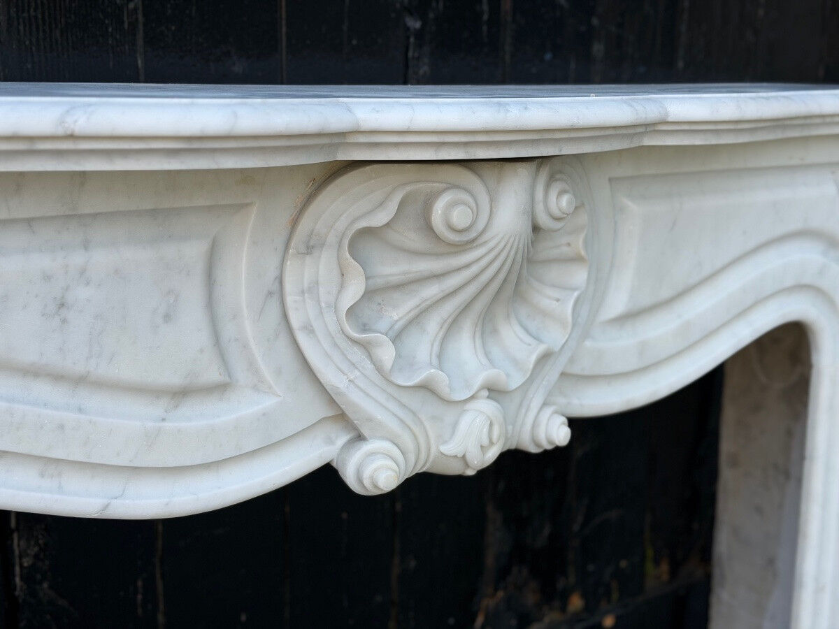 Napoleon III fireplace in white Carrara marble, circa 1880.
