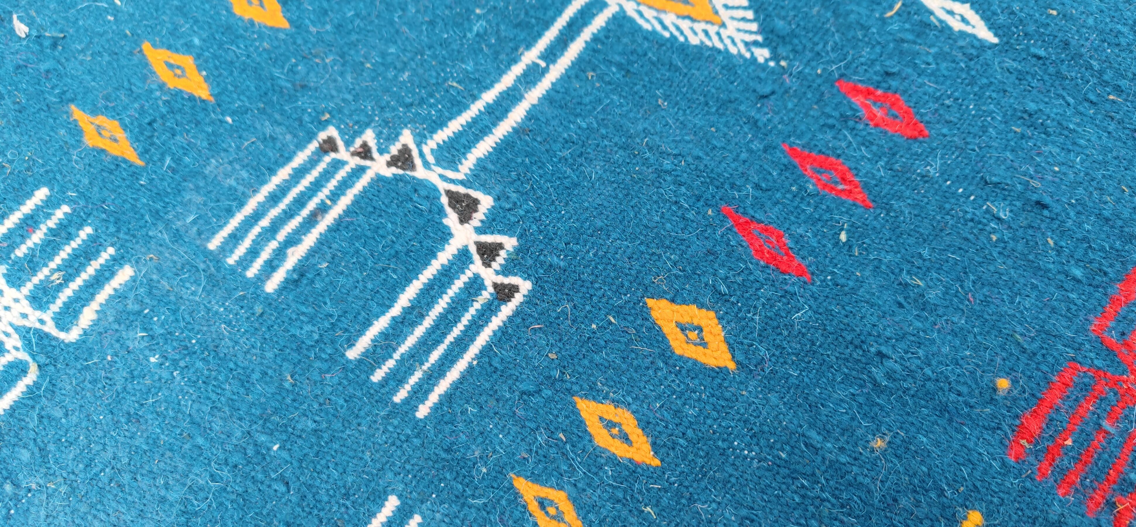 Berber rug in wool 112x68cm