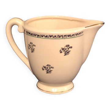 Antique milk jug in Gien earthenware, Valence model A040.