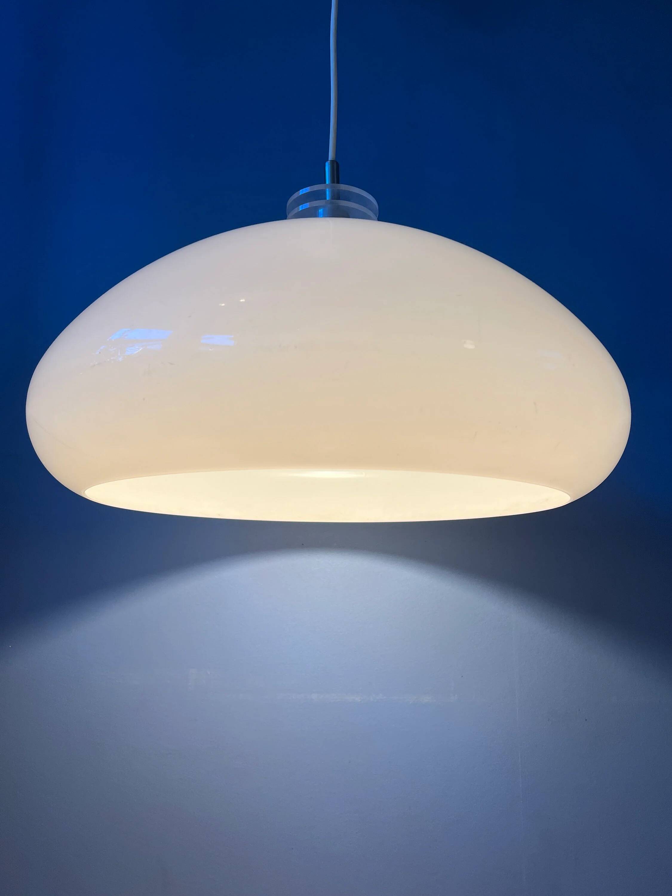 Mushroom pendant - Space Age white light fixture