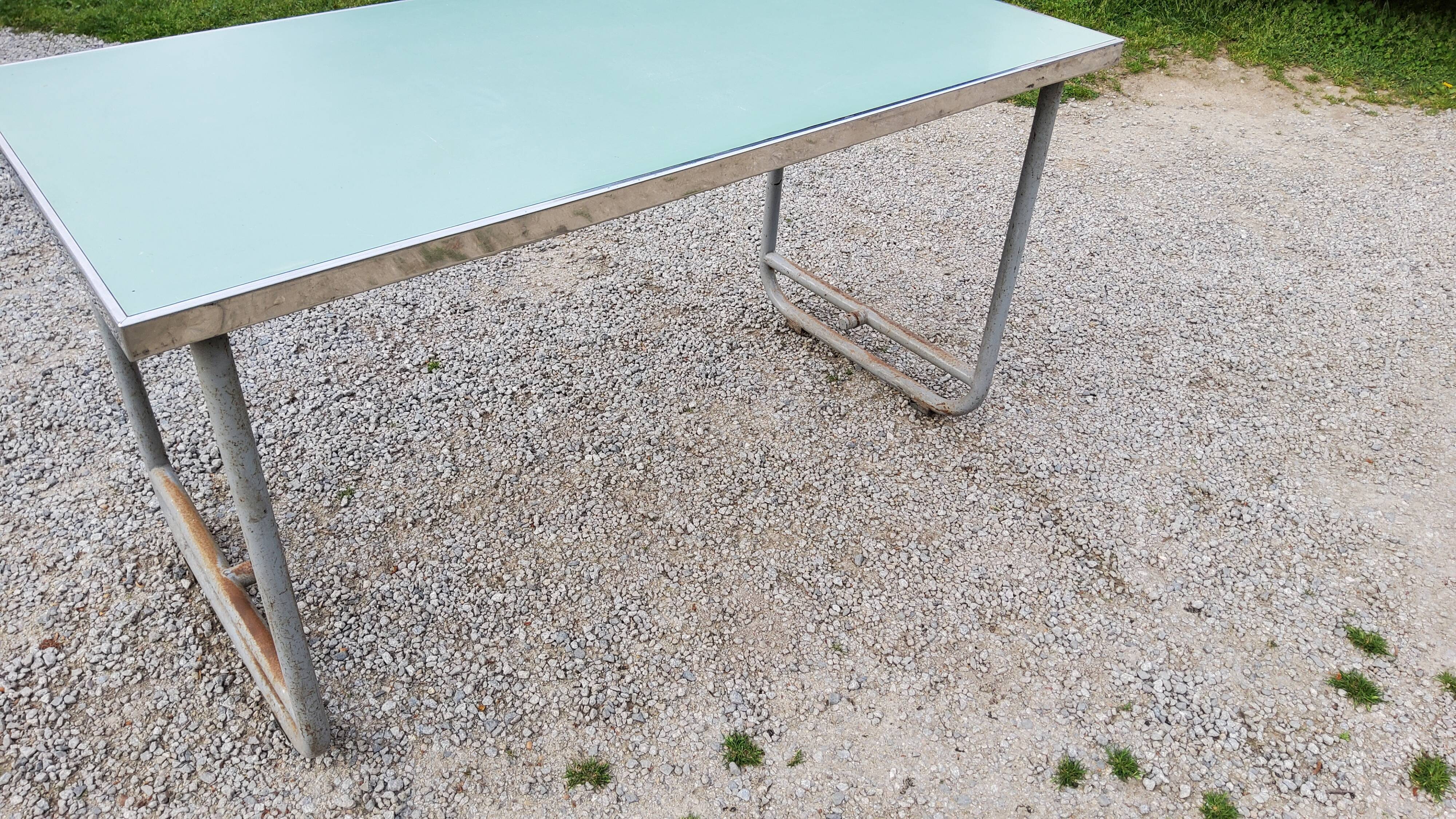 Metal office of the 50s of the Post Office