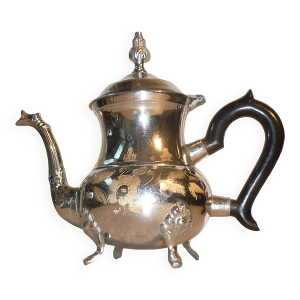 Théière en métal et bakélite