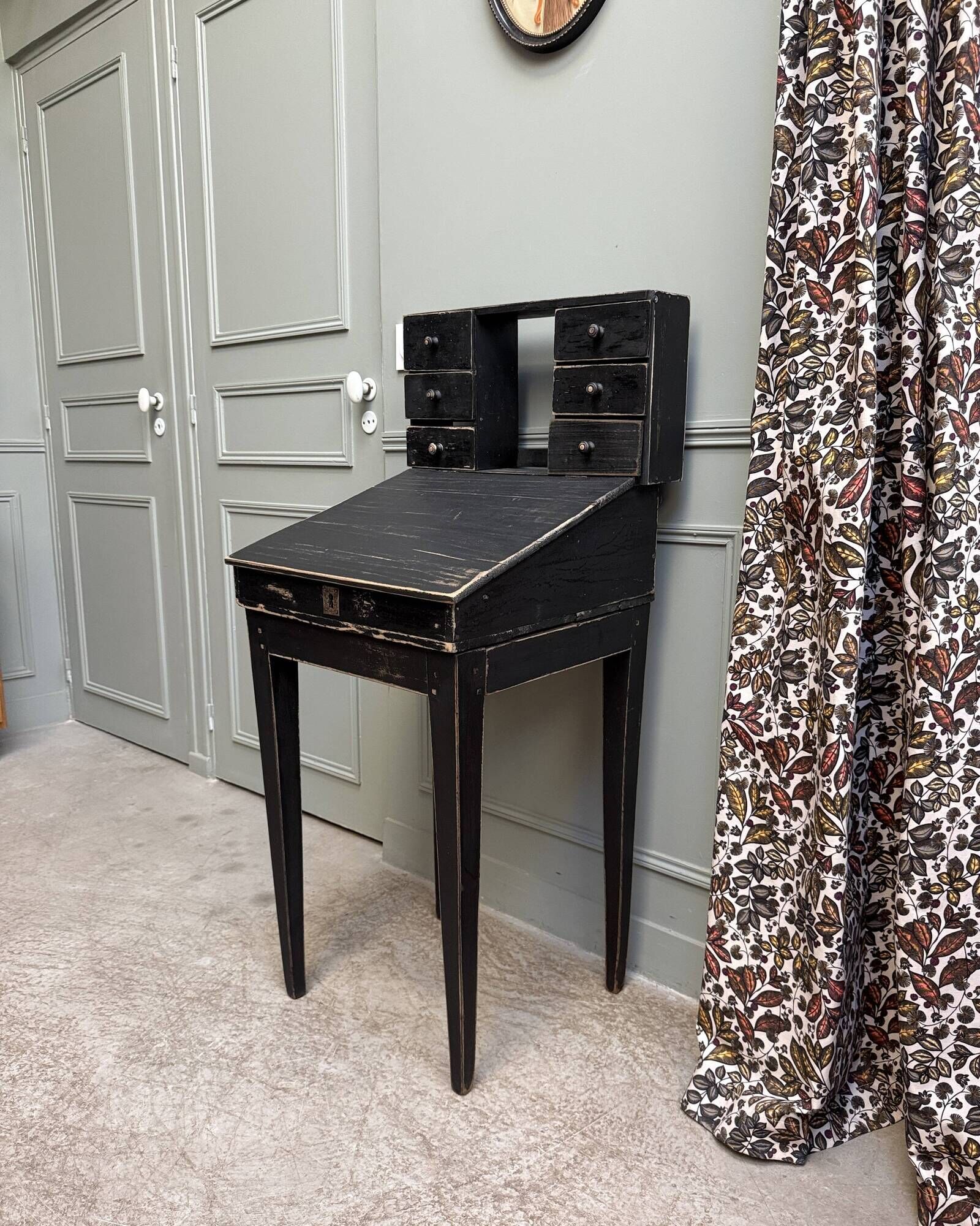 Small black antique graduated desk (renovated)