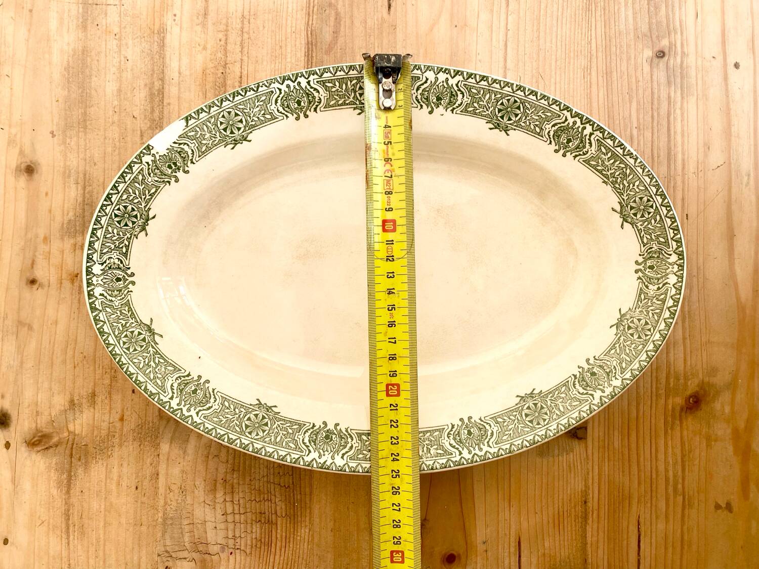 Longwy oval dish