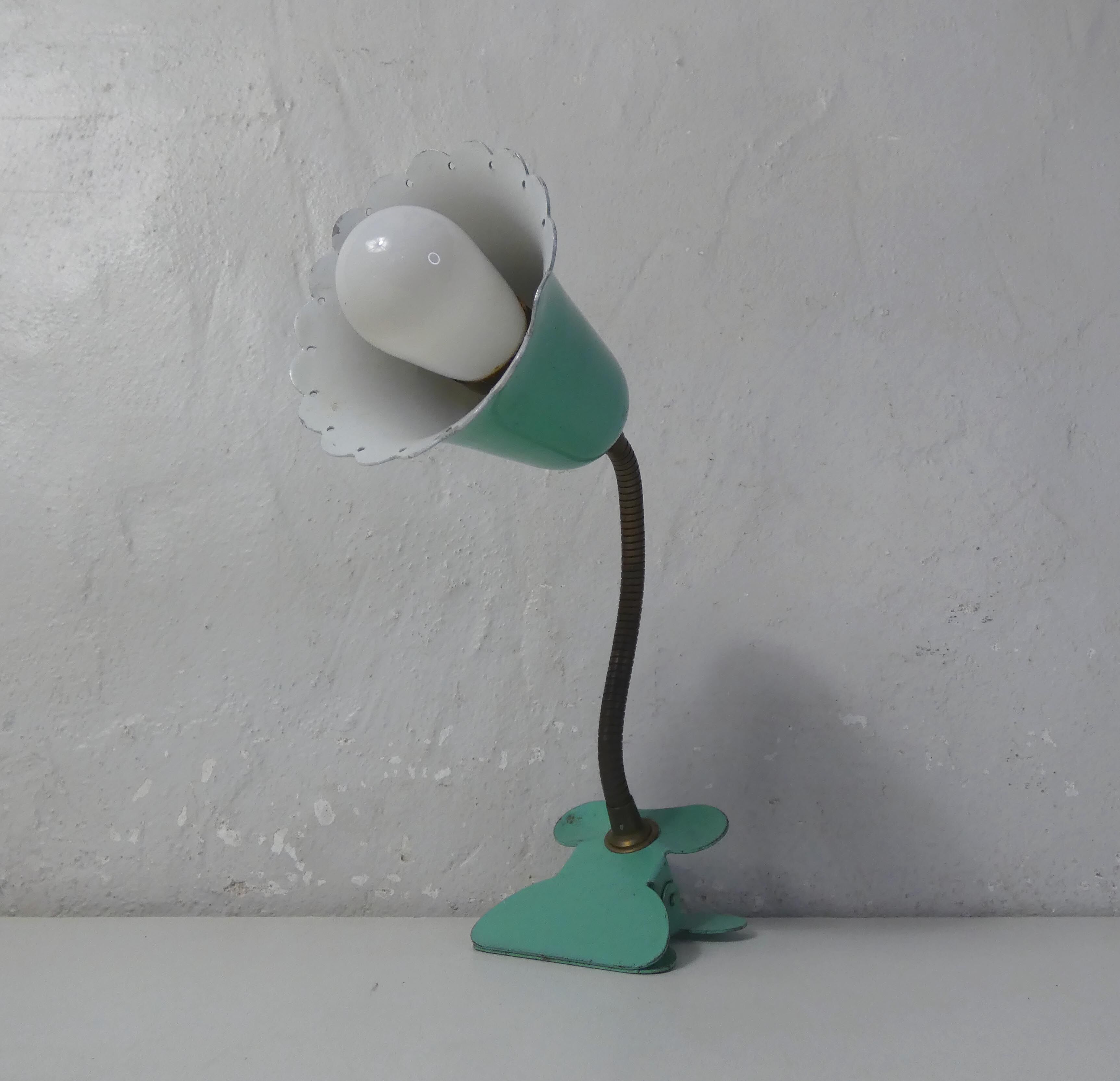 Old mint clip lamp