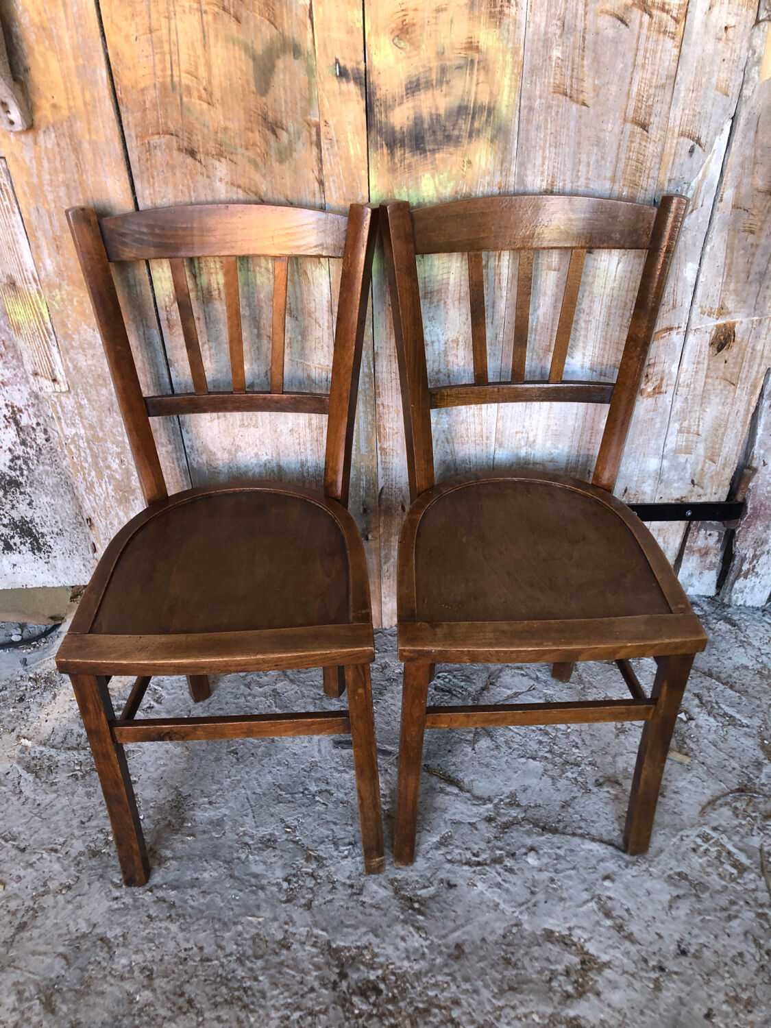Pair of wooden bistrot chairs vintage