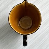 Pot à lait, saucière en céramique rayée.