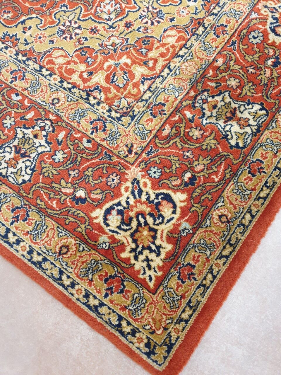 Pure carpet virgin wool