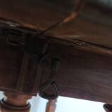 Ancienne table Louis Philippe 6 pieds sur roulettes