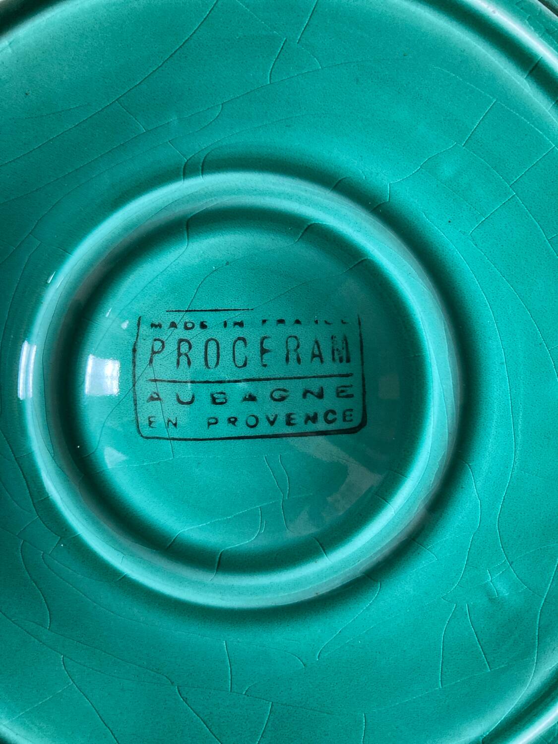 Barbotine plates for shellfish