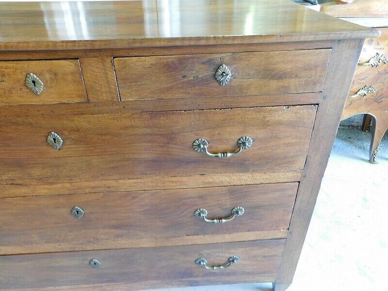 6-century walnut pantniere dresser