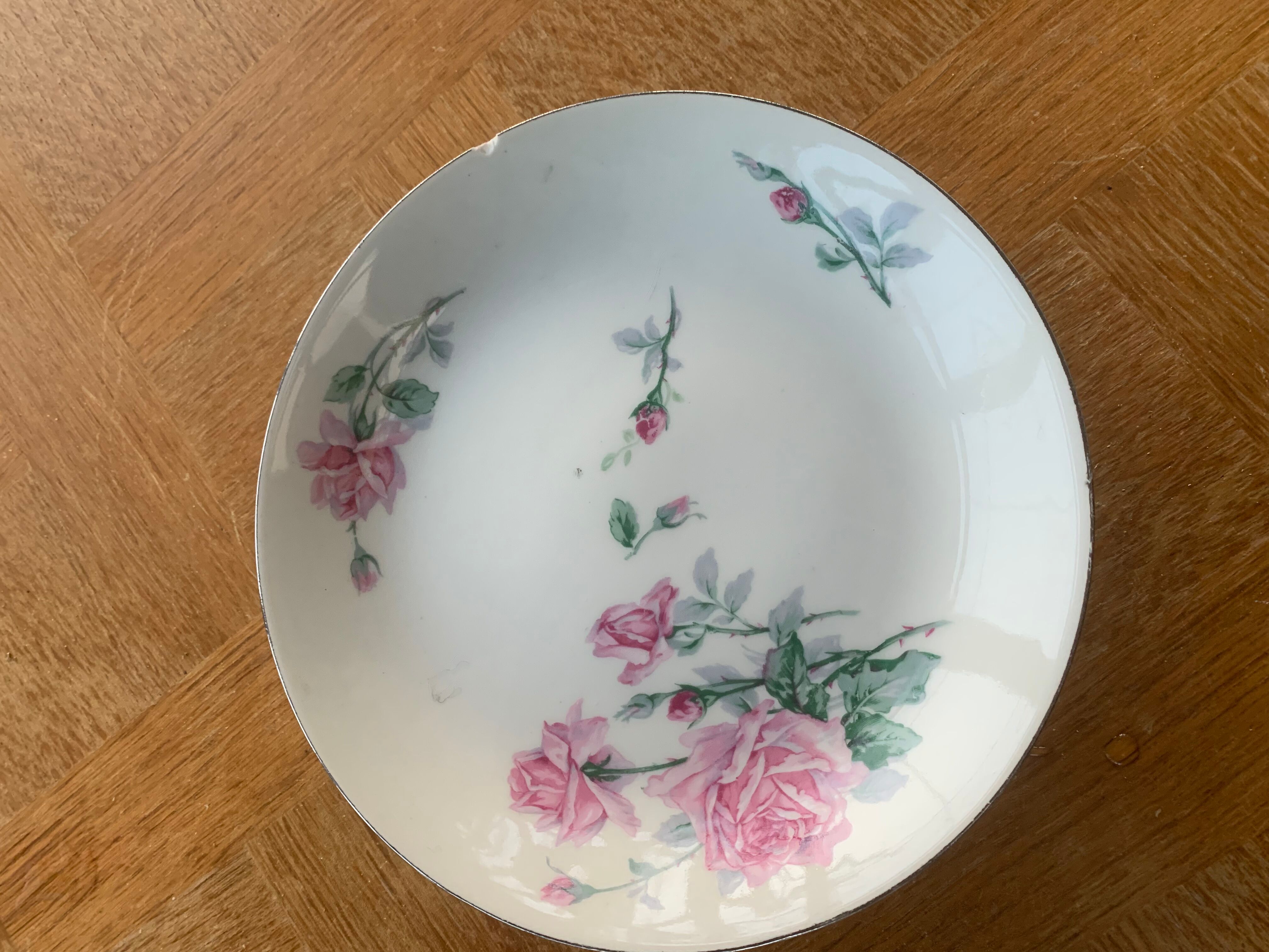 Porcelain compotier motifs of roses art deco signed HB France