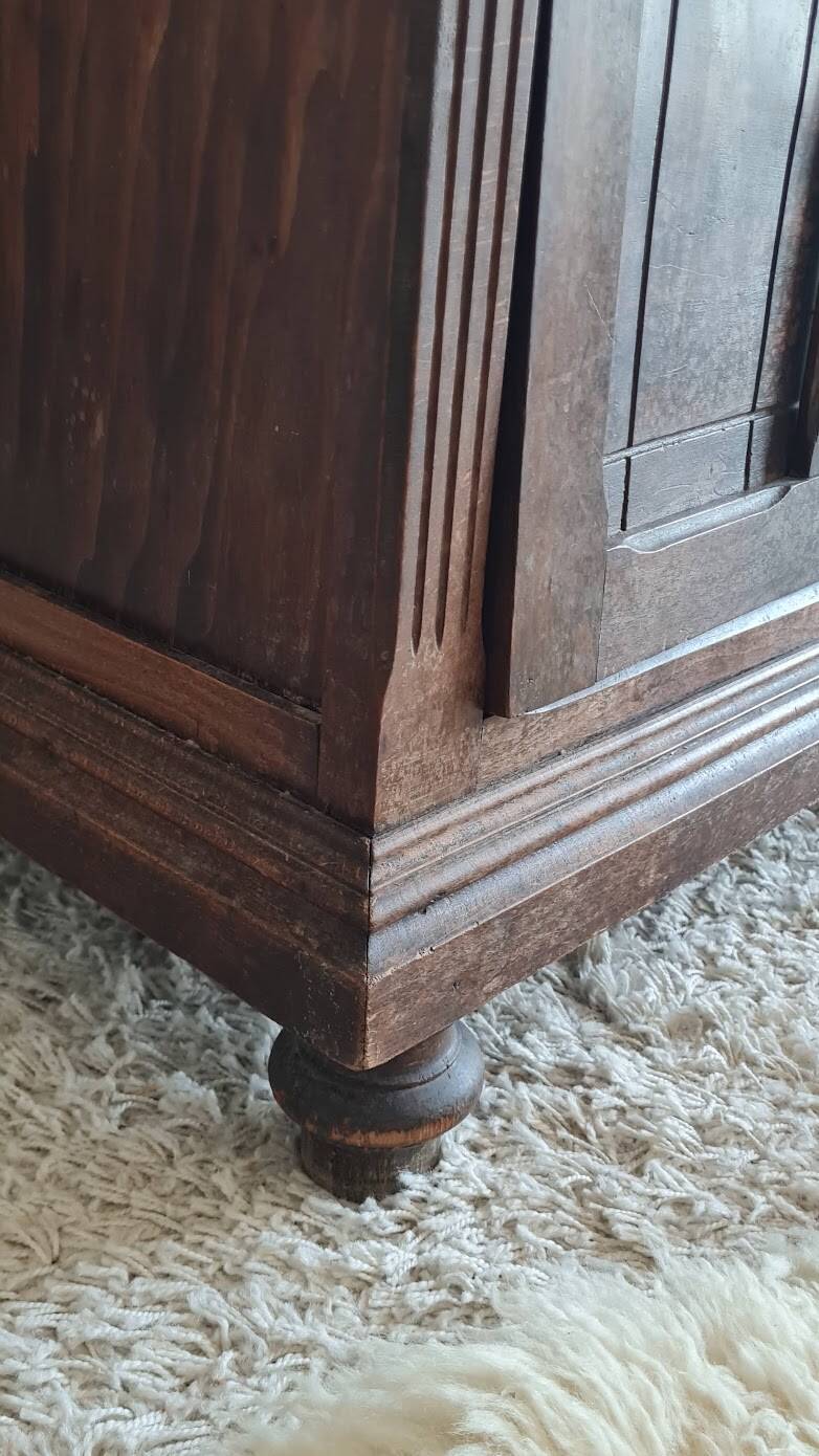 Glass-fronted Parisian wardrobe