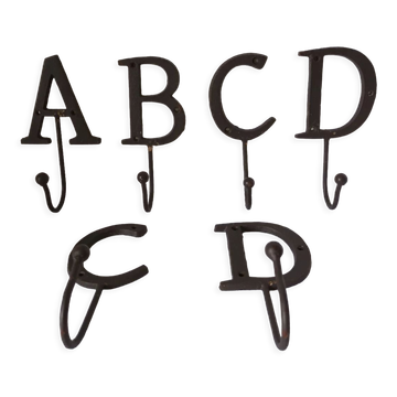 Patères Lettres en fer forgé