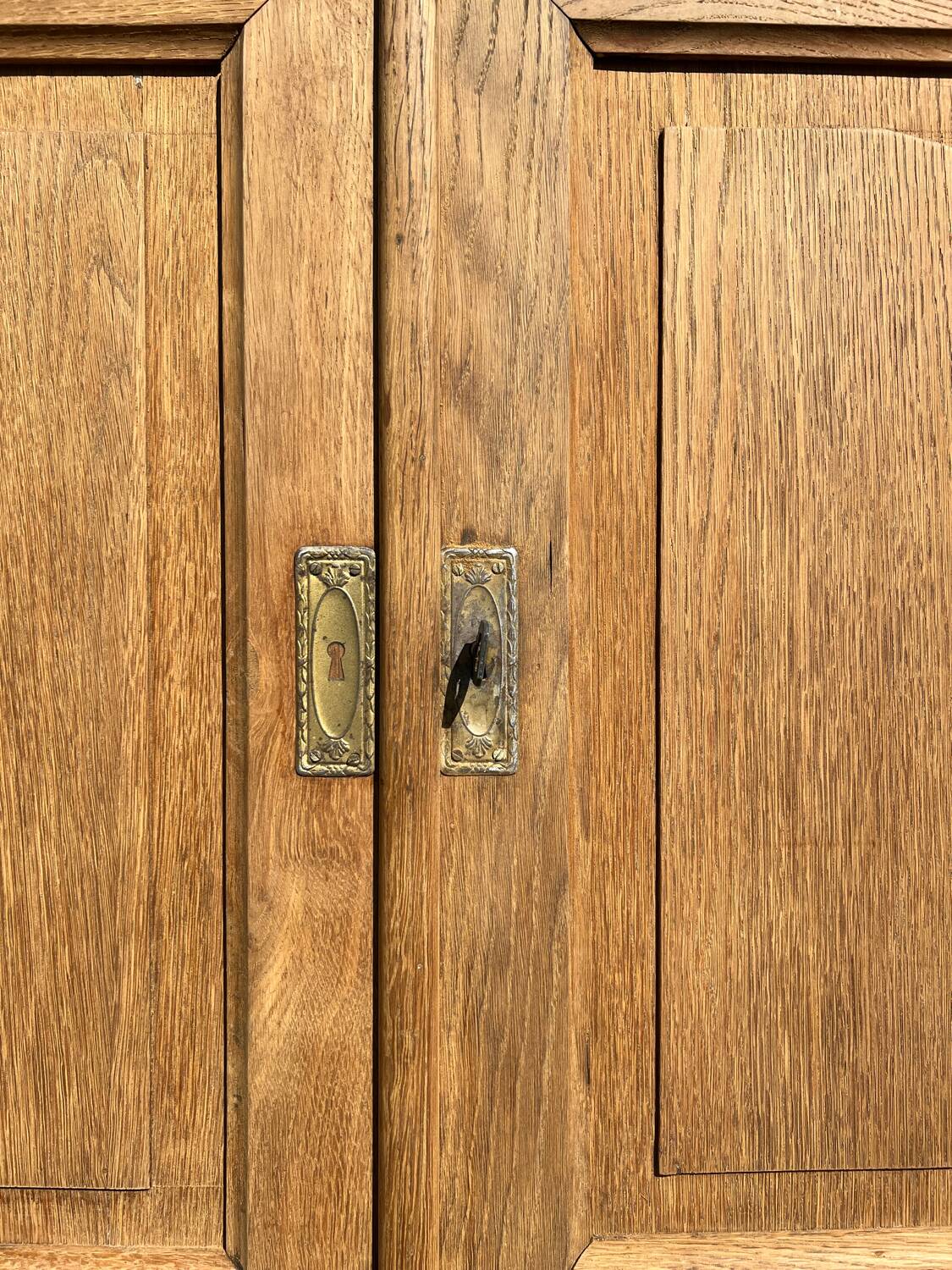 Art Deco light oak sideboard