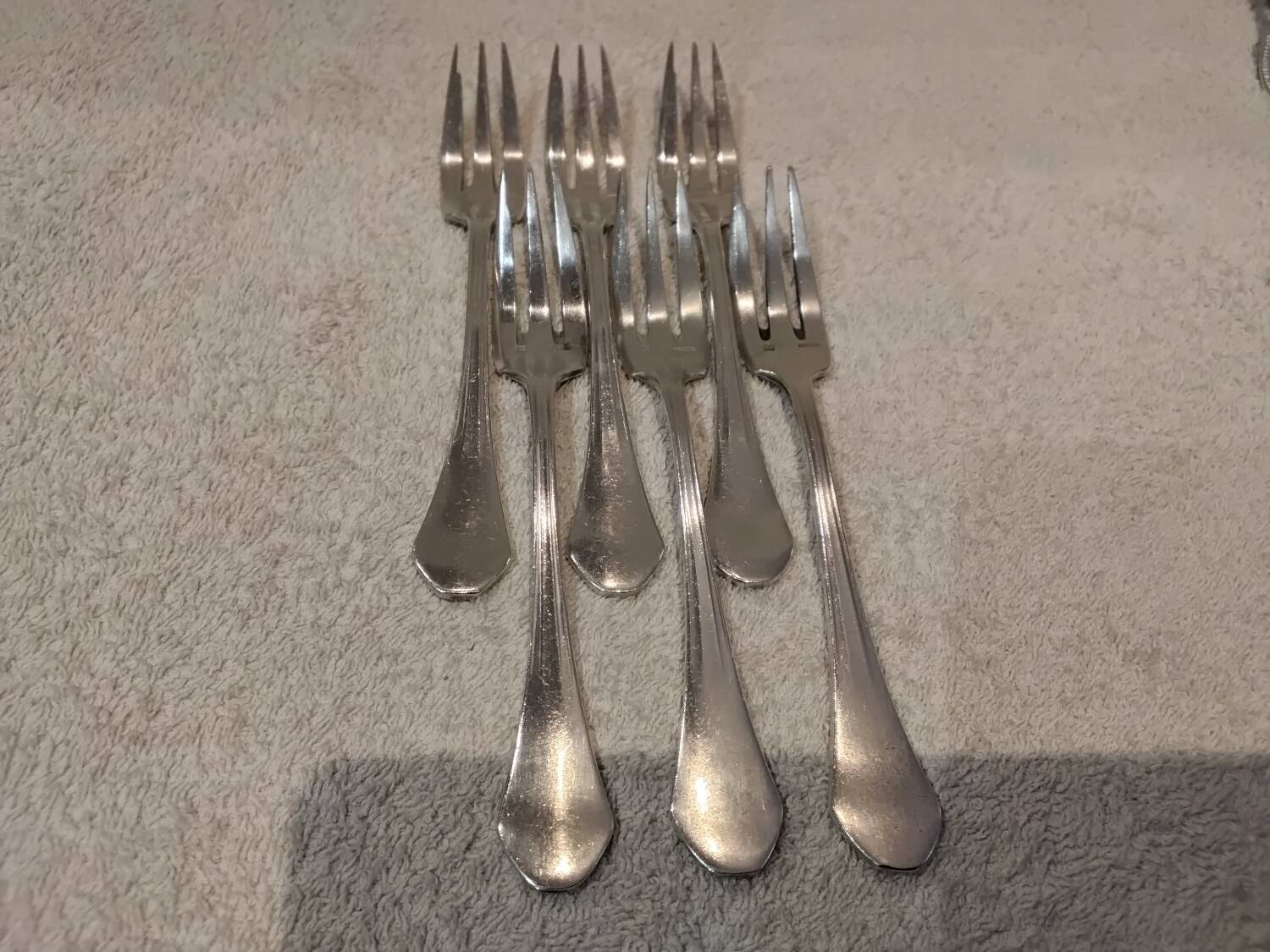 6 silver-plated cake forks by the silversmith Ercuis Medici